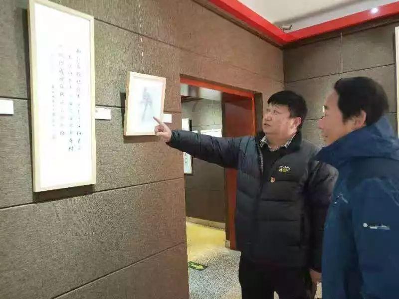 渝万高铁冉家坪梁隧道顺利贯通